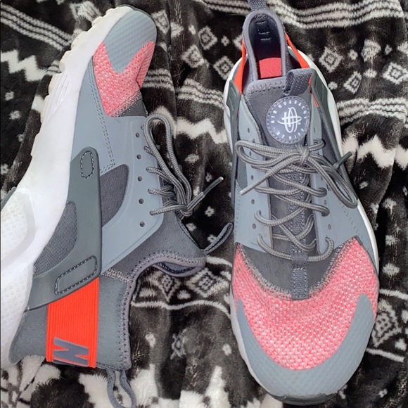 Nike shoes size6 - Picture 3 of 3